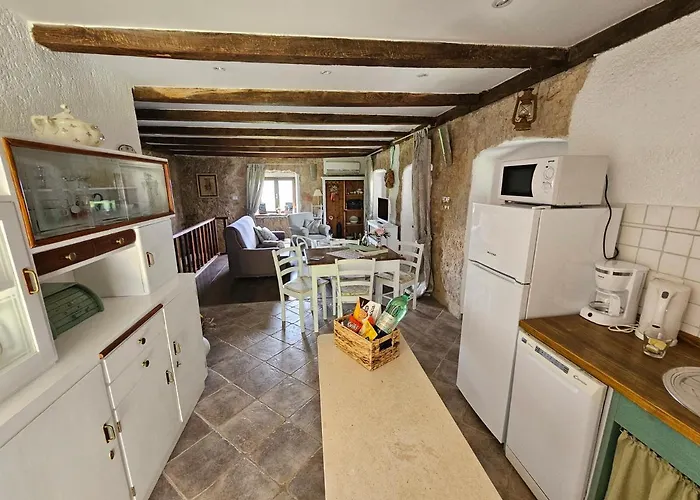 Iva Tatil Evi *